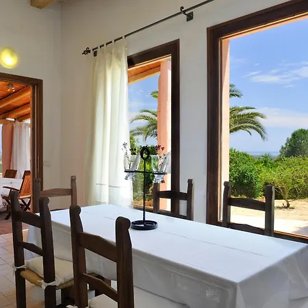 Casa vacanze Fiori 2 Is Molas